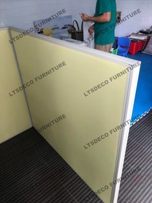 L-SHAPED FULL FABRIC PANEL DIVIDER OFFICE PARTITION (Category: Office Furniture & Fixtures) located in Quezon City. Submitted by meril.ltsdeco09 (Listing ID 1463186282, Image 3). Description: 📌Please note: Prices shown are for reference only 📌STARTING PRICE: ₱4,000 Actual price may vary depending on size, material, quantity, and specifications. LTSDECO Home and Office Furniture Trading MANUFACTURER • FABRICATOR • SUPPLIER 📲 V i b e r : +63 923