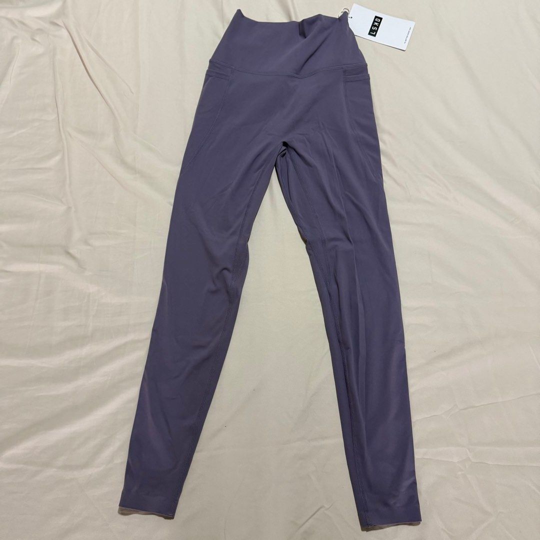 LSKD Elixir Full leggings with Pockets (Category: Activewear) located in Manila. Submitted by yasminehannah (Listing ID 1463125606, Image 2). Description: Size Small. with pockets. Light purple. Never been used. Original price is 95aud = 4,500.