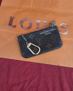 (Category: ) located in . Submitted by bagluxers_haven (Listing ID 1463319769, Image 1). Description: .