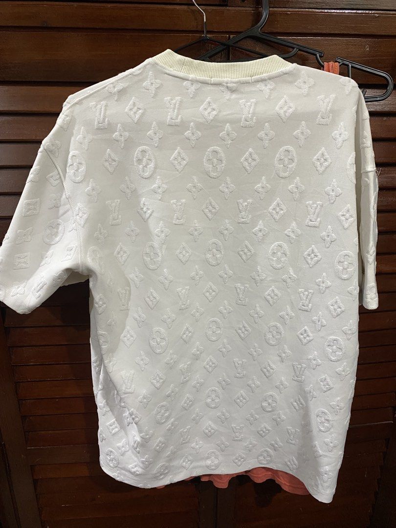 LV monogram white fit to large - xl (Category: Tshirts & Polo Shirts ) located in Davao. Submitted by jiansantos.preloveditems (Listing ID 1463295479, Image 2). Description: .