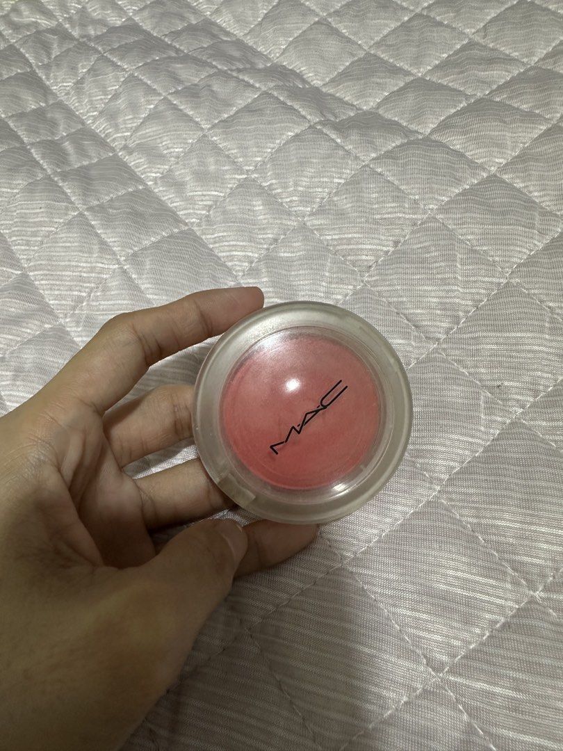 MAC Glow Play Blush - Groovy (Category: Makeup) located in Pasay City. Submitted by jan_0828 (Listing ID 1463125073, Image 1). Description: - MAC Glow Play Blush - Shade: Groovy (Peachy-Pink) - Cream blush for a natural flush - Easy to blend and buildable - Perfect for a quick pop of color.