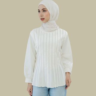 (Kategori: ) berada di . Dikirim oleh cindaga_mita (ID iklan 1463142837, Gambar 1). Deskripsi: .