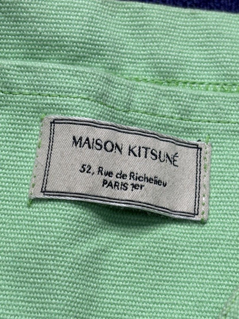 Maison Kitsune Canvass Tote Bag (Category: Tote Bags) located in Valenzuela. Submitted by telagram (Listing ID 1463172212, Image 3). Description: .