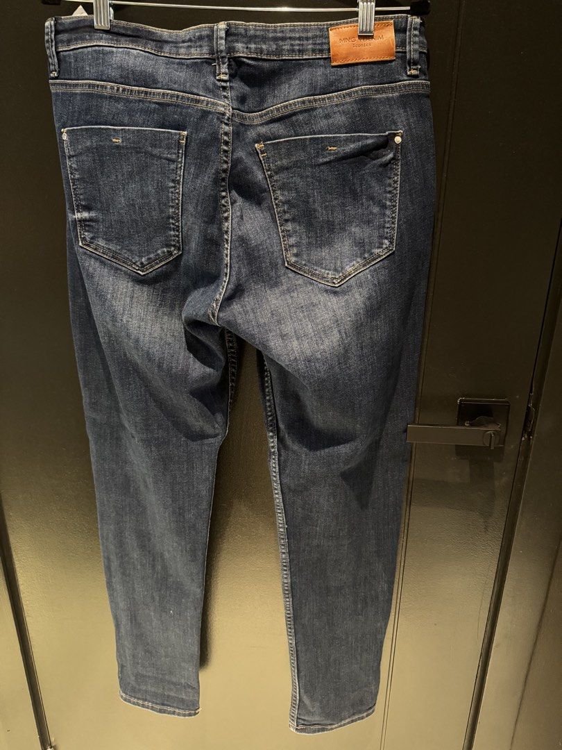 Mango Denim Jeans (Category: Jeans) located in Mandaluyong City. Submitted by marshy (Listing ID 1463249487, Image 3). Description: .