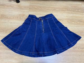 (Category: ) located in . Submitted by chami-jp-collection (Listing ID 1463241190, Image 1). Description: .