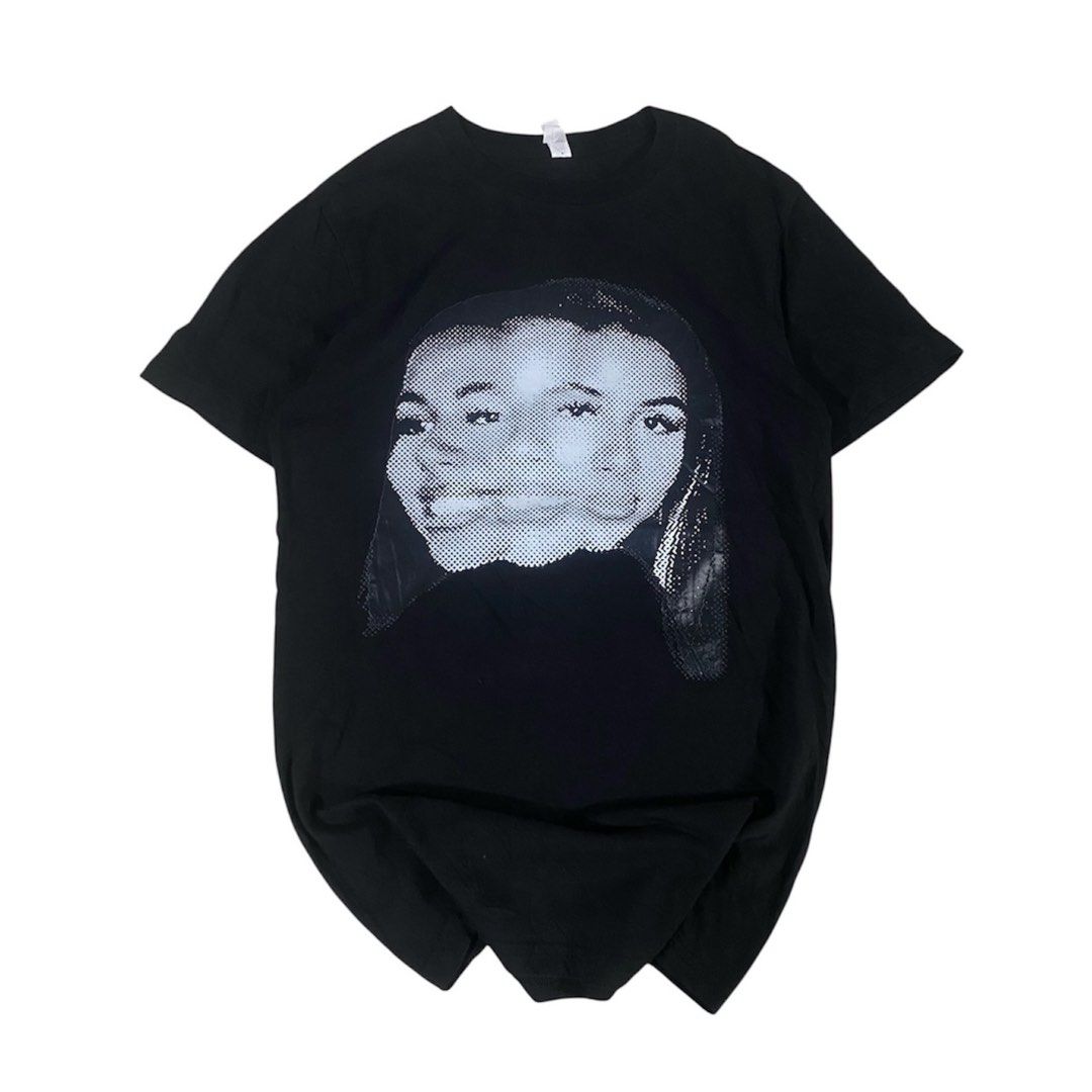 Mariah The Scientist Official Merch Tshirt (Category: Tshirts & Polo Shirts ) located in Los Banos. Submitted by adothrift (Listing ID 1463223654, Image 1). Description: Mariah The Scientist Official Merch Tshirt Size: S-M Dimensions: Width - 17 Length - 27 .