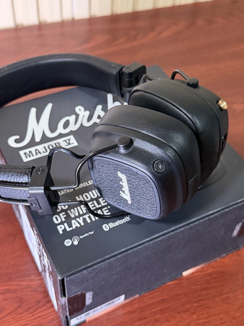 Marshall Major V (Category: Headphones & Headsets) located in Manila. Submitted by princety15 (Listing ID 1463274456, Image 1). Description: Marshall Major V 2nd hand No issues Location: Binondo Manila.