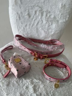 (Category: ) located in . Submitted by closet24 (Listing ID 1463215120, Image 1). Description: .