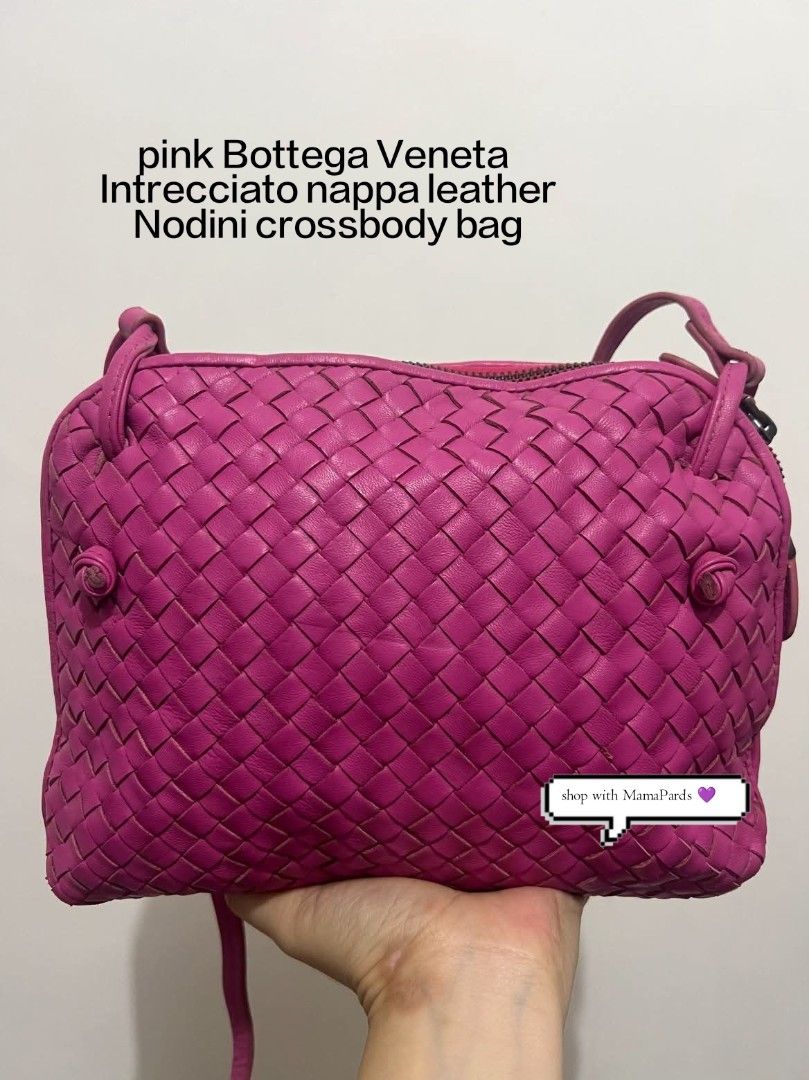 medium size sling bag (Category: Cross-body Bags) located in Manila. Submitted by mamapards17 (Listing ID 1463321231, Image 1). Description: .