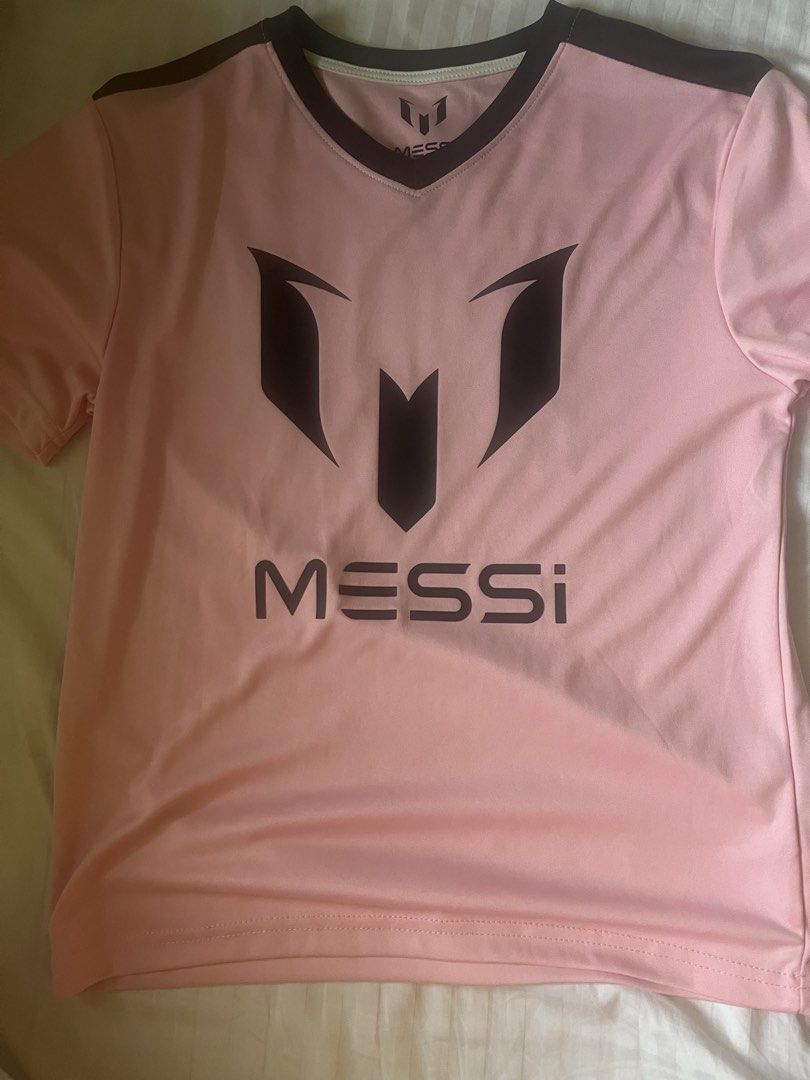 Messi x old navy rare collab (Category: Activewear) located in Manila. Submitted by as.curated (Listing ID 1463171287, Image 1). Description: rare messi x old navy collab jersey! fits xs-s!.