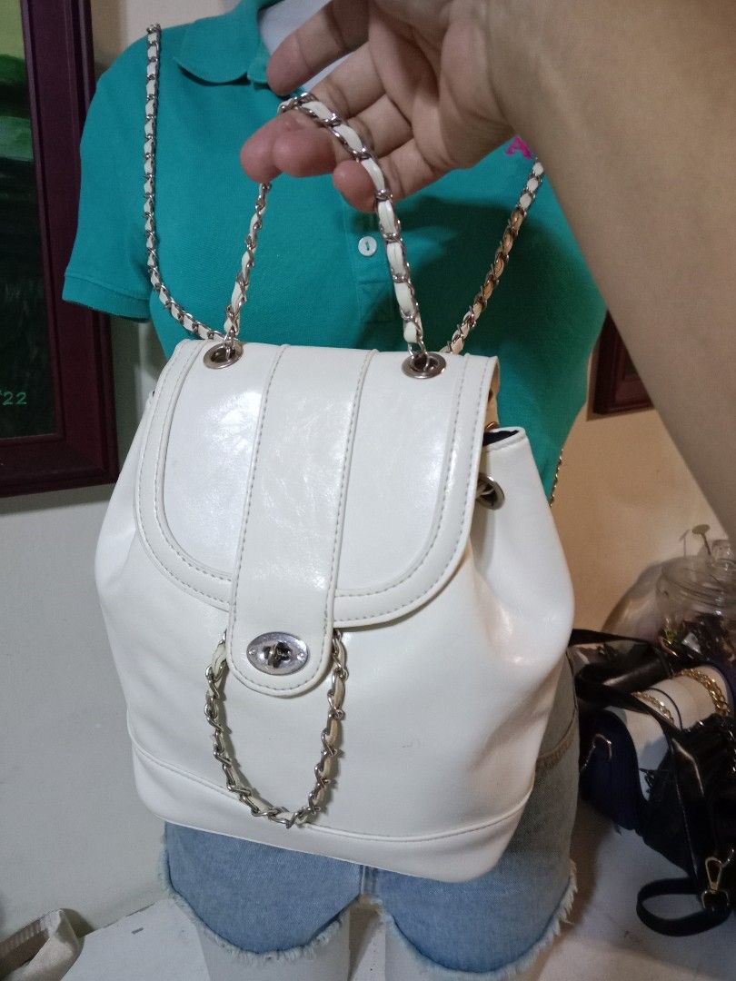 mini backpack korea (Category: Backpacks) located in Davao. Submitted by hwagmahiyangtumawad (Listing ID 1463323038, Image 3). Description: .