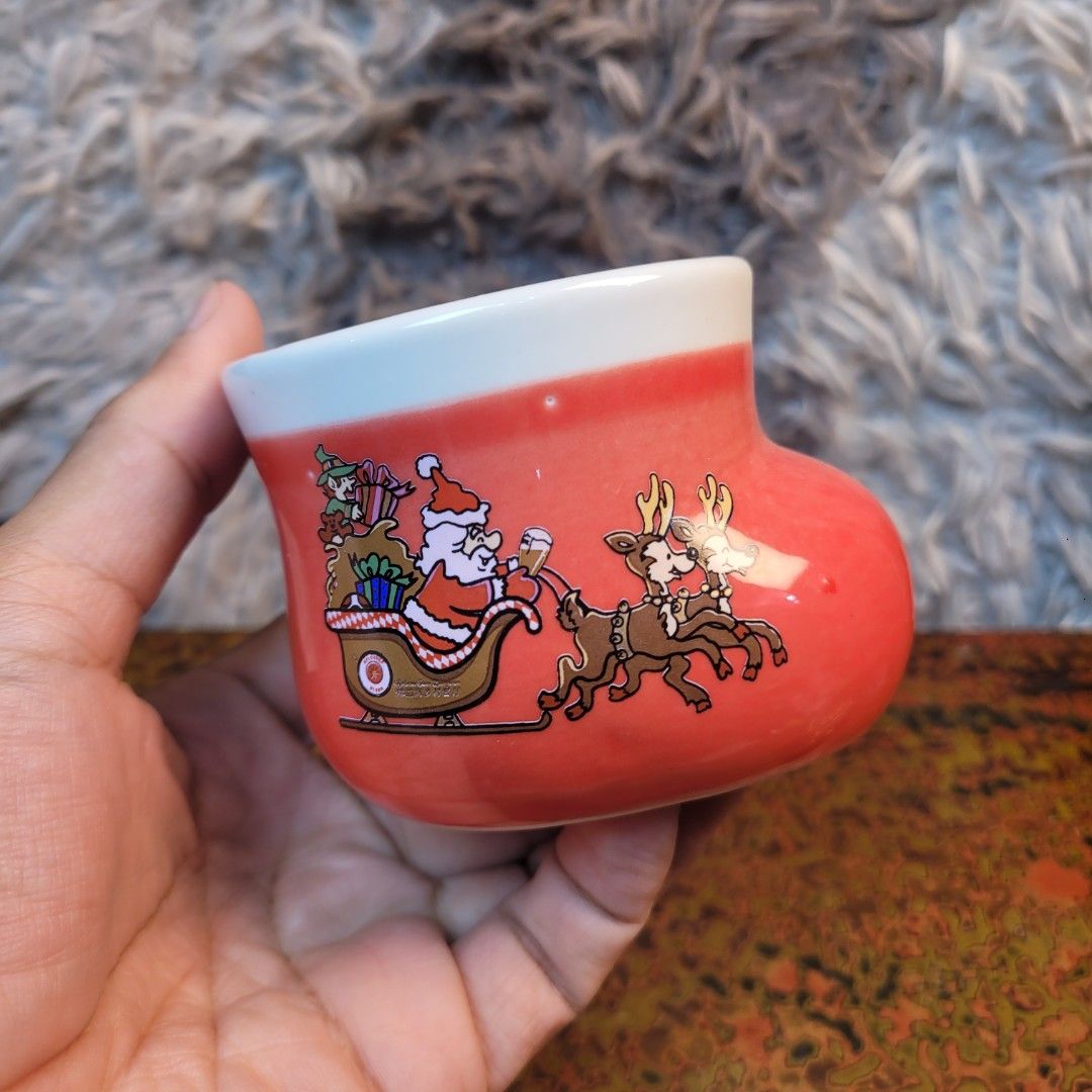 Mini Christmas Santa Boot Ceramic Planter / Sake Cup / Toothpick Holder. (Category: Other Home Decor) located in Pasig City. Submitted by hoa_japan_surplus_32023 (Listing ID 1463187160, Image 3). Description: 3.5x2.75 inches, approx. ❌️NON-COD ✅️ PAYMENT FIRST POLICY ✅️ FIRST TO PAY _____________________________________________ ‼️SHIPPING OPTION‼️ 📌Flash Express, J&T, Gogo Express, Lalamove or Personal Pick-up Location: PASIG CITY ______________