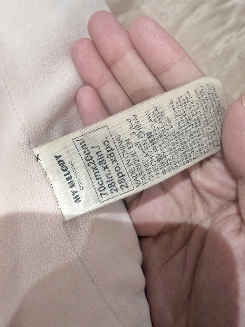 MINISO My Melody Long Pillow (Category: Bed Frames & Mattresses) located in Manila. Submitted by strawberrymelo (Listing ID 1463170330, Image 3). Description: - preloved! needs cleaning.