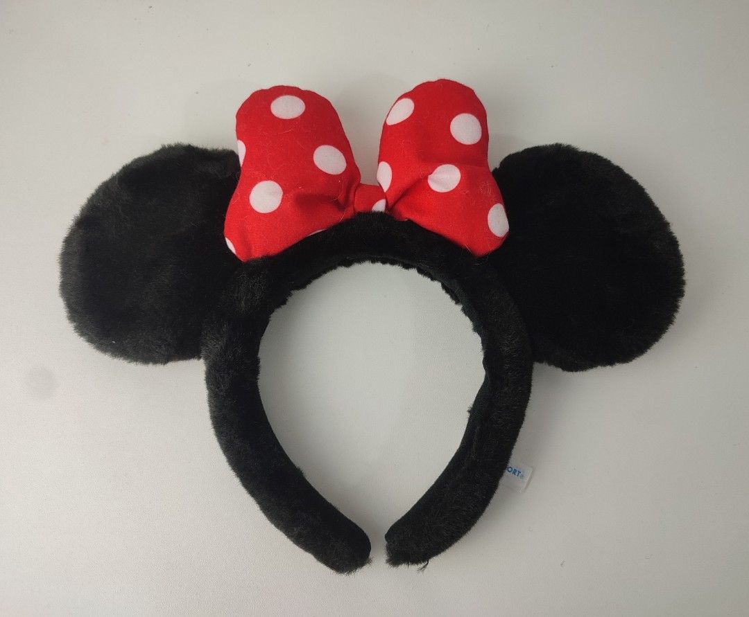 Minnie Mouse Ears Headband Red Polka Dot Bow (Category: Hair Accessories) located in Manila. Submitted by epicmountain-f20453 (Listing ID 1463272686, Image 1). Description: - Classic Minnie Mouse ears headband - Black fuzzy ears with a red polka dot bow - Ideal for Disney trips or dress-up - Comfortable to wear - One size fits most.
