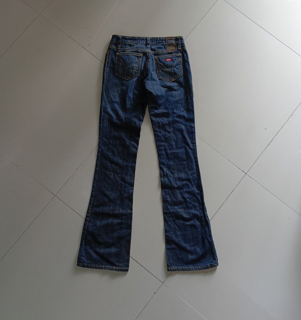 MISS SIXTY FLARED PANTS (Category: Jeans) located in San Carlos City. Submitted by hufcanoy00671 (Listing ID 1463145312, Image 3). Description: MISS SIXTY FLARED PANTS✅ SIZE 24 27 - 28W - 42L - 9L.O Excellent - No issues 800 + Ship✅.
