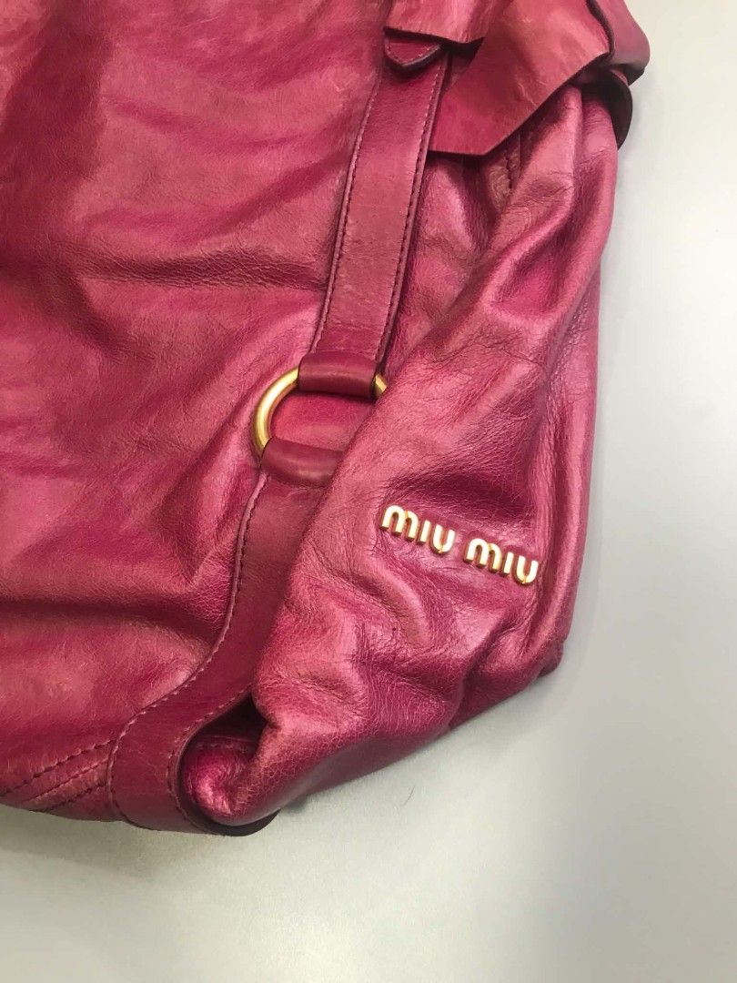 Miu miu vitello bag (Category: Luxury Bags & Wallets) located in Santa Rosa. Submitted by _ba_mo_si_ (Listing ID 1463142202, Image 2). Description: Bag only Plus sf Dm.