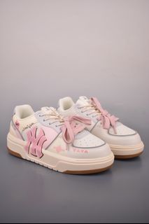 (Category: ) located in . Submitted by outletshoes (Listing ID 1463218127, Image 1). Description: .