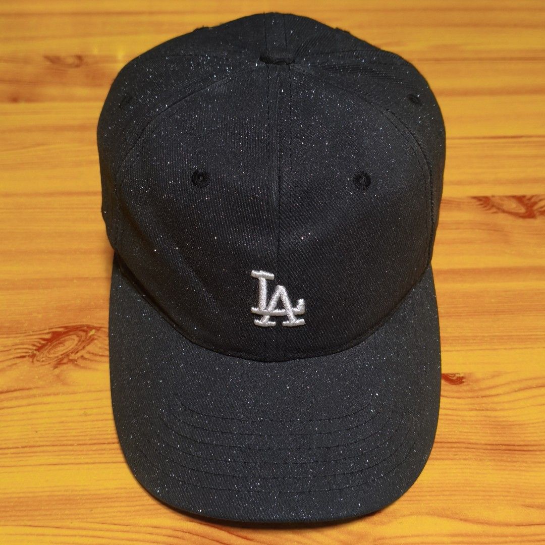 MLB Los Angeles Glitter Cap (Category: Caps & Hats) located in Maramag. Submitted by thrifty777 (Listing ID 1463313436, Image 2). Description: Authentic MLB Brand New Condition Location Maramag Bukidnon.