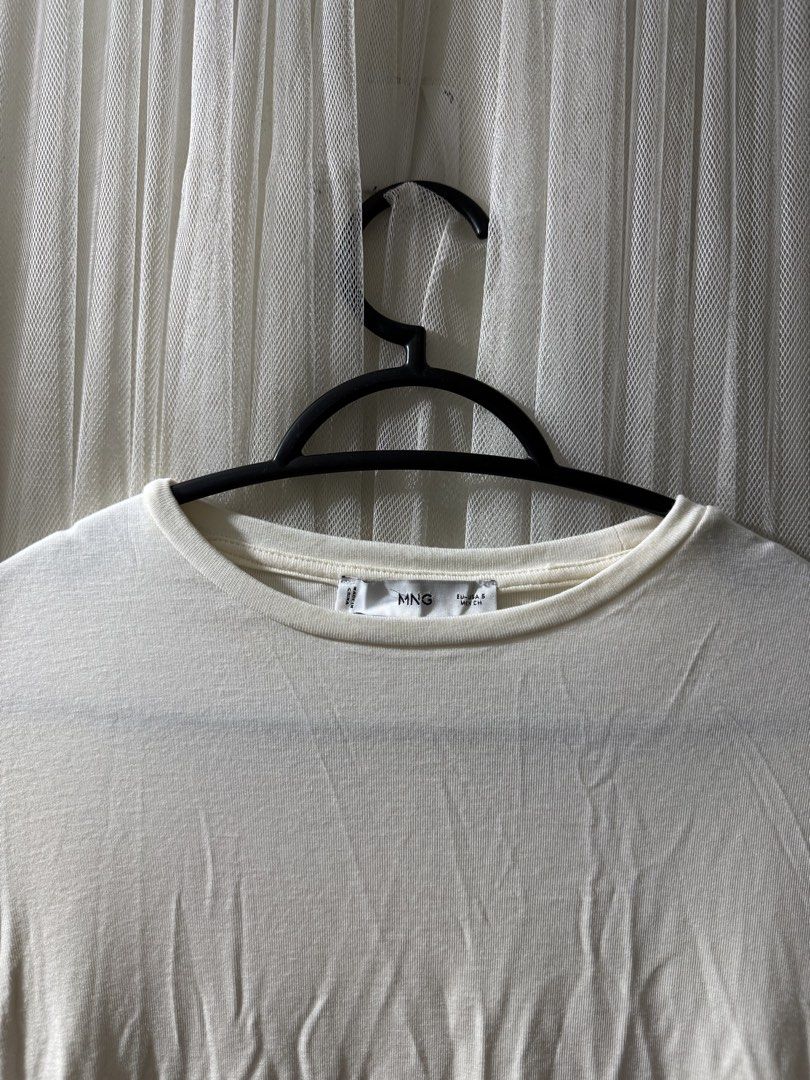 MNG Cream Long sleeves (Category: Longsleeves) located in Taguig. Submitted by saintchristian (Listing ID 1463253203, Image 2). Description: .