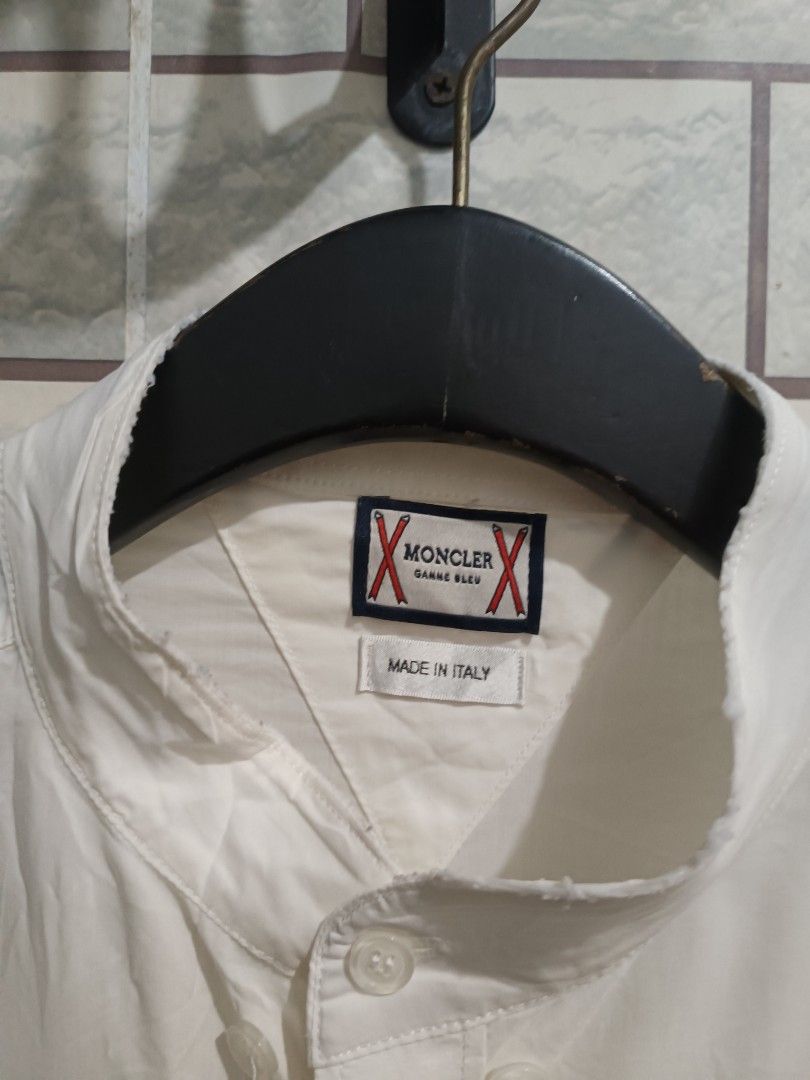 Moncler 2pcs (Category: Activewear) located in Las Pinas. Submitted by kuya_erick (Listing ID 1463241274, Image 3). Description: moncler complete details posted 2pcs 20.5x28 dimes both 1200 aspack + sf las pinas meet up.