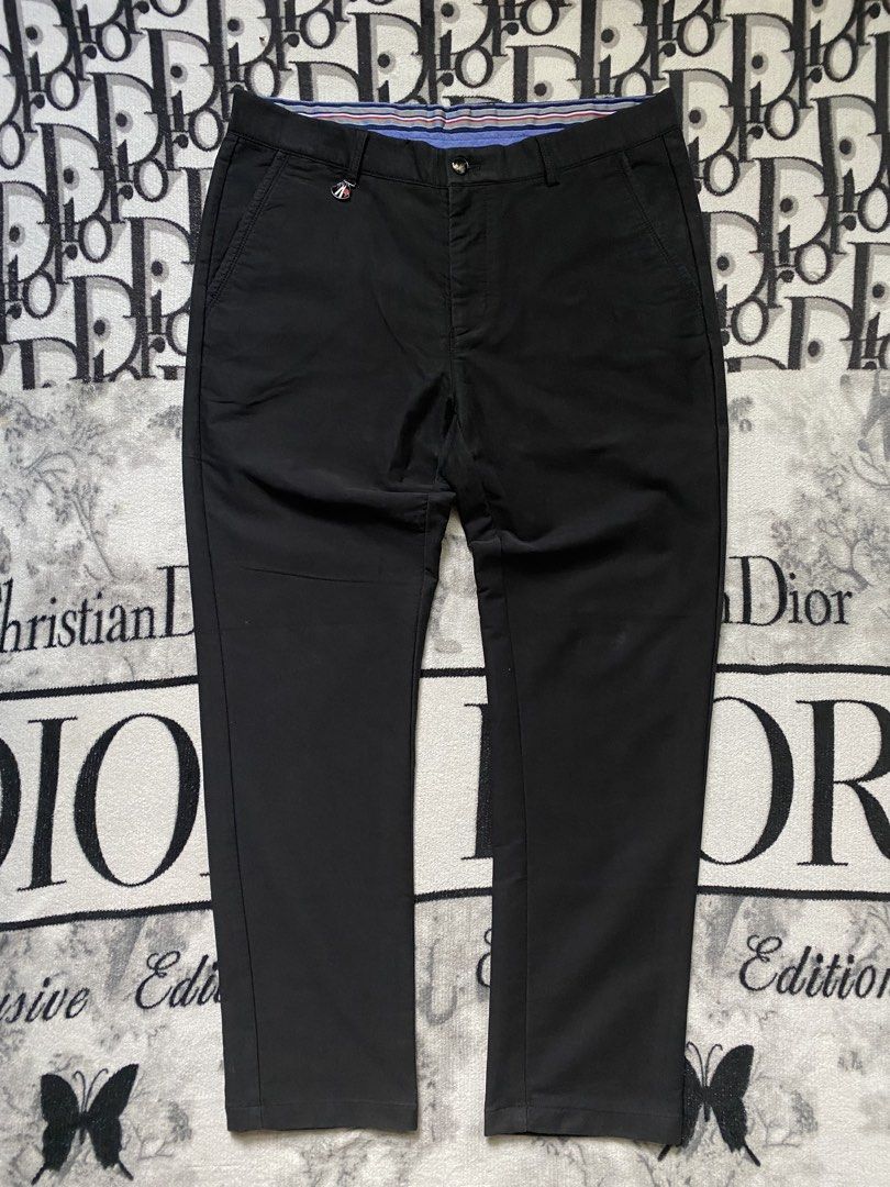 Moncler Chino Pants (Category: Chinos) located in Alfonso. Submitted by clyde.nicole.cerilo1 (Listing ID 1463125481, Image 1). Description: Moncler Chino Pants Size 35 On Tag 34-35 Waistline 39 Length 12 thighs 7 hem Complete Tags 9/10 Color Rate And Condition May onting Cut sa Waist part In Good Condition Overall Located at Amuyong Alfonso Cavite Payment First Shipped Via J&t Or Lalamove.