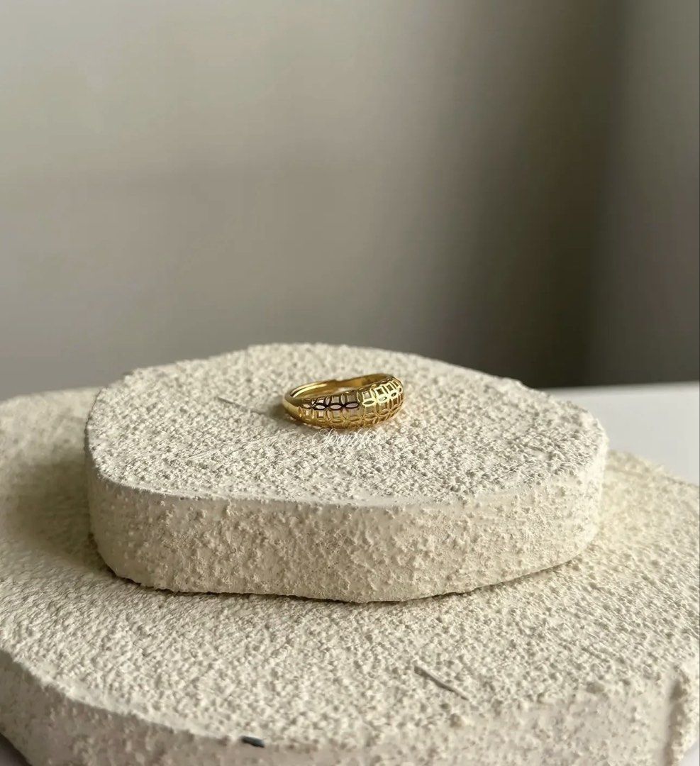 Money Ring (Category: Rings) located in Paranaque City. Submitted by seektoshop (Listing ID 1463258626, Image 3). Description: Premium Quality ✔️ Stainless steel ✔️ 14k Gold plated ✔️ tarnish free ✔️ skin friendly ✔️ Adjustable size ✔️ Ideal for stacking or as a standalone piece .