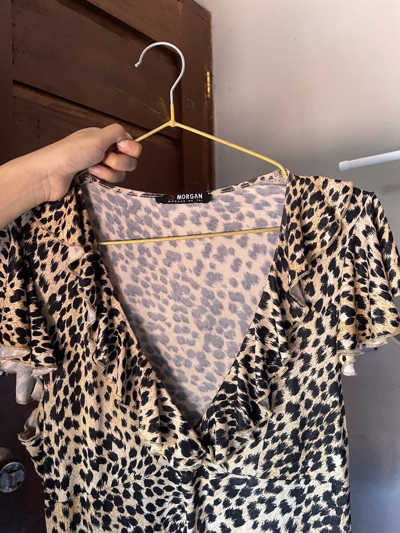 morgan leopard print dress (Category: Dresses) located in Meycauayan. Submitted by fae.trove (Listing ID 1463207570, Image 2). Description: size s-m.