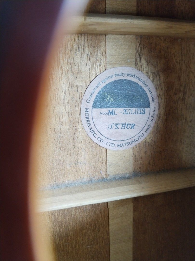 Morris MD307 LHTS (Category: Musical Instruments) located in Davao. Submitted by marcomorz (Listing ID 1463158557, Image 3). Description: Morris MD307 LHTS Dreadnought size In good Condition makinis great sound quality.