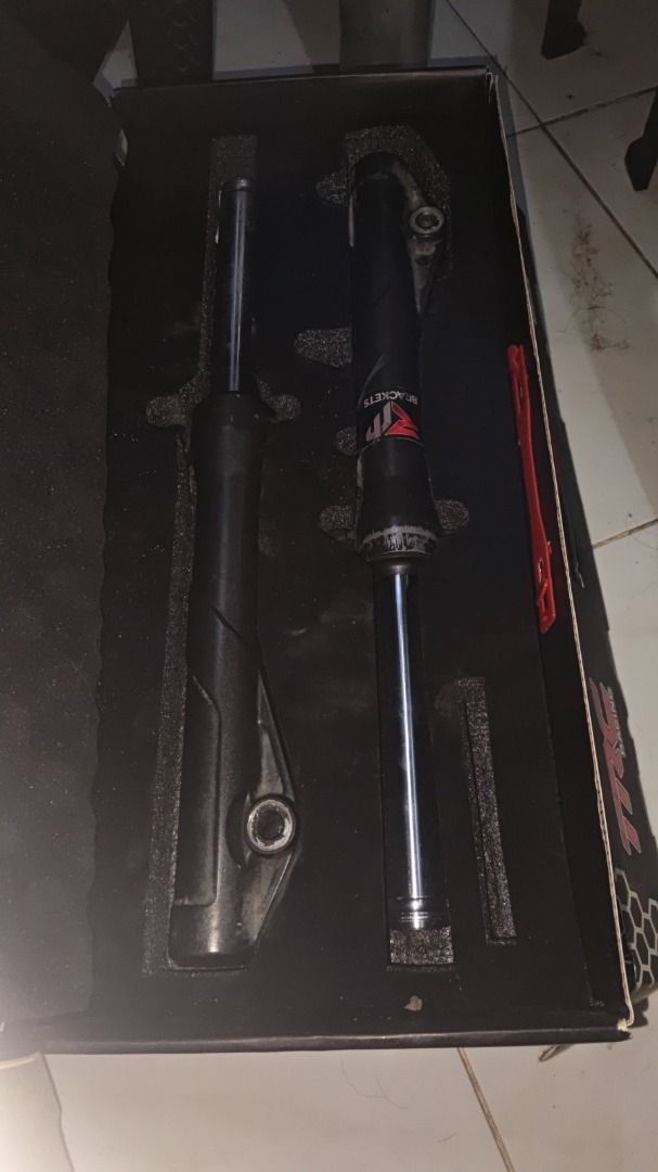 Motorcycle Front Forks for HONDA PCX (Category: Motorbikes for Sale) located in Bulacan. Submitted by carlosrn (Listing ID 1463159235, Image 2). Description: Selling 2 pair of front forks for HONDA PCX. No defects 100% working conditions, minor scratches only. Ready for installation. Great upgrade for your ride..
