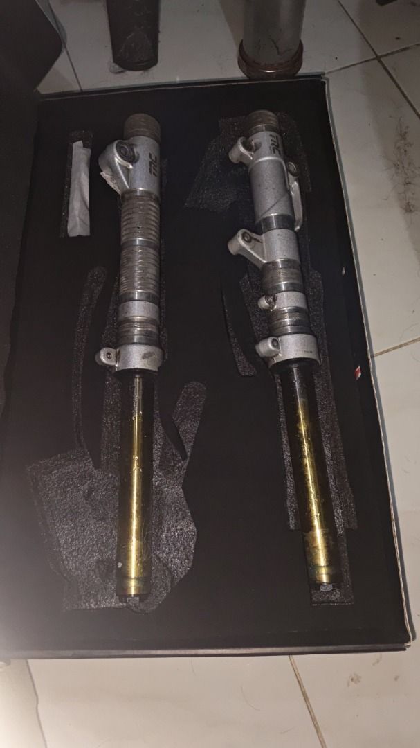 Motorcycle Front Forks for HONDA PCX (Category: Motorbikes for Sale) located in Bulacan. Submitted by carlosrn (Listing ID 1463159235, Image 1). Description: Selling 2 pair of front forks for HONDA PCX. No defects 100% working conditions, minor scratches only. Ready for installation. Great upgrade for your ride..