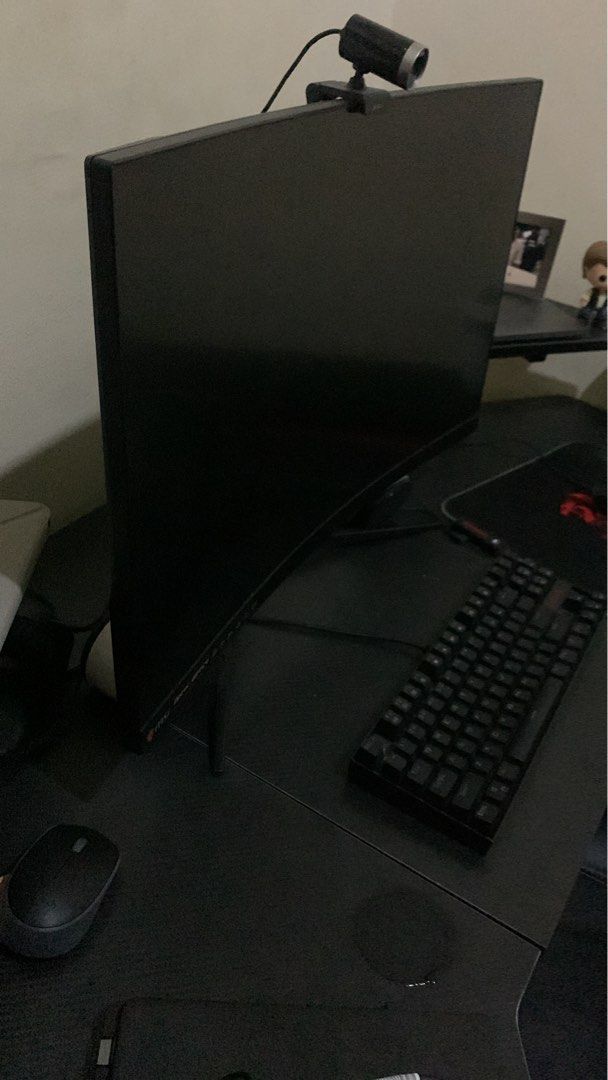 MSI Opitx G24C4 (Category: Monitor Screens) located in Bulacan. Submitted by chrst19 (Listing ID 1463230324, Image 3). Description: - 24 inch,1080p, 144Hz refresh rate and 1ms response time - MSI Curved Gaming Monitor - Ideal for gaming and work - Integrated webcam - Keyboard and mouse not included - Selling as is .