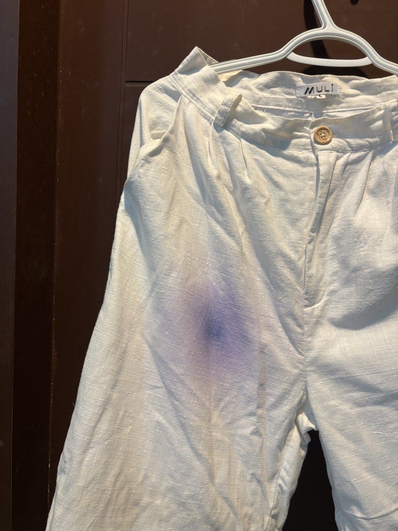 MULI — White Linen Pants (Category: Jeans) located in Paranaque City. Submitted by margauxm (Listing ID 1463266006, Image 3). Description: [MULI — White Linen Pants] — Large on tag — Lightly used! Still in super good condition — Can easily be dressed up or dressed down — The blue pop of color on these white pants are so cute :( — No stains, runs or damage on the item, see photos! RFS: Decluttering.