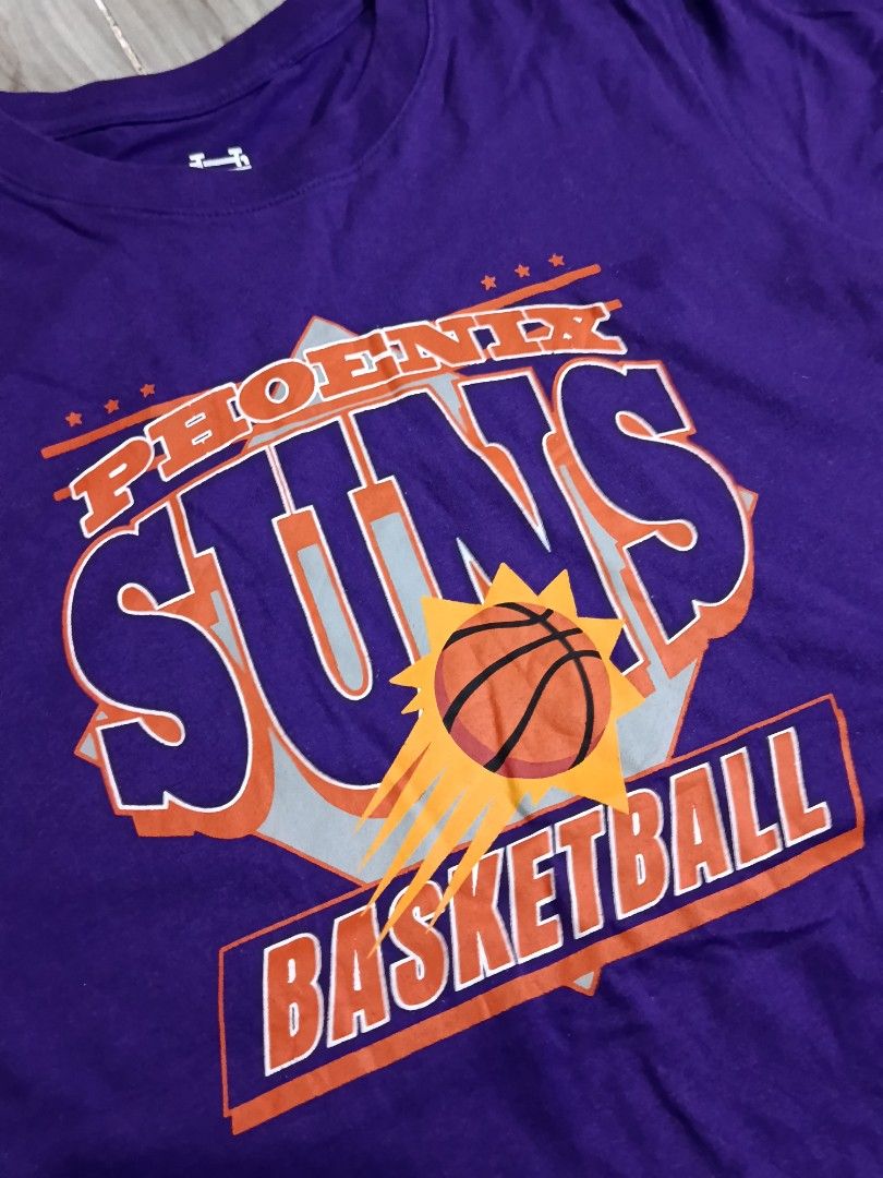 NBA PHOENIX SUNS TSHIRT (freeshipping) (Category: Shirts) located in Quezon City. Submitted by gyl-stop (Listing ID 1463159504, Image 2). Description: free shipping 17.5 x 24.5 excellent condi cr: 9.8/10 issue: none.