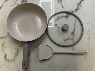 （分類：）位於 。 由 lamshuiicegary 提交（商品編號 1463268051，圖片 1）。簡介： 。