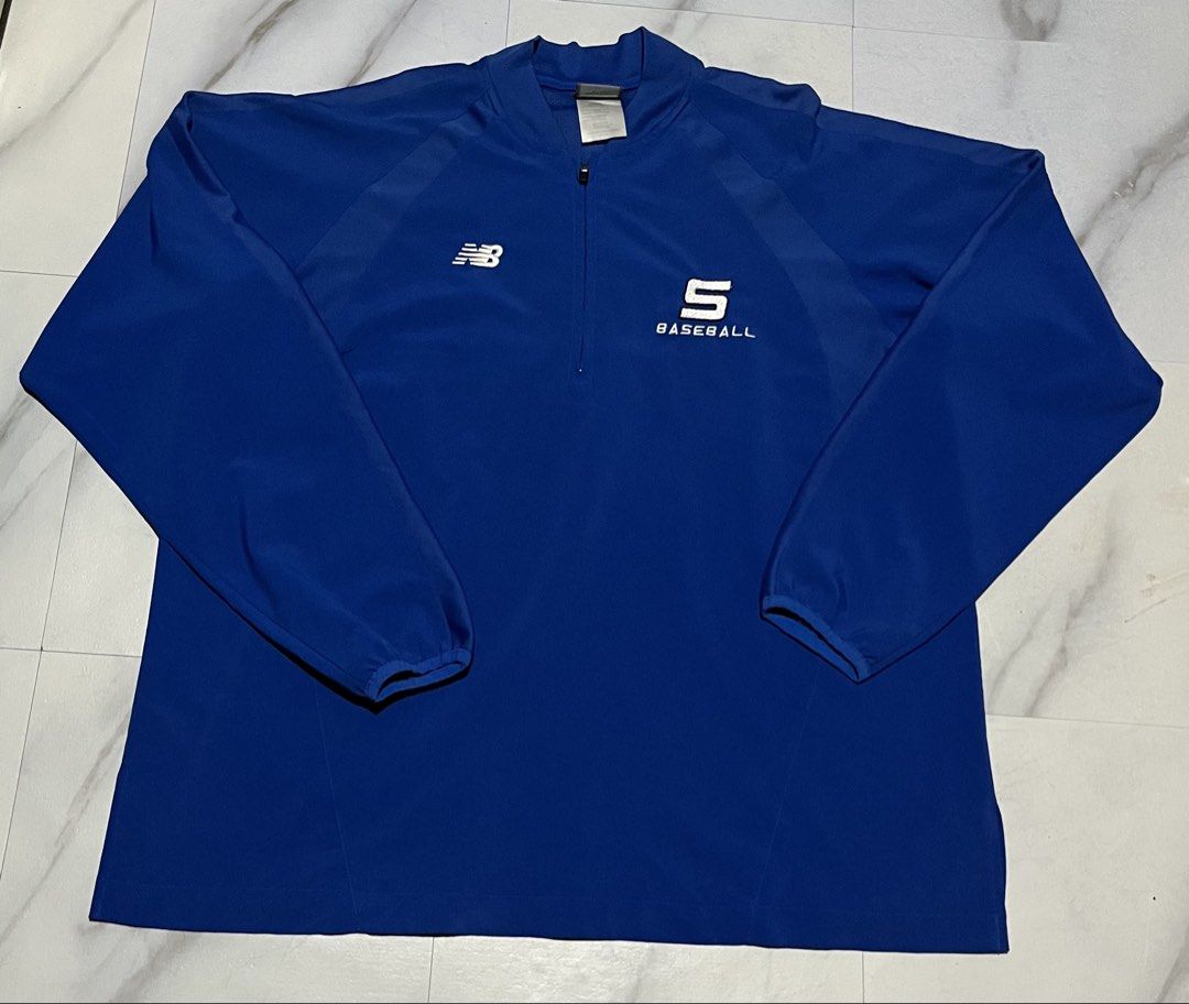 New Balance Baseball Pullover Jacket (Category: Coats, Jackets and Outerwear) located in Cavite. Submitted by christianzuuu (Listing ID 1463131072, Image 1). Description: - Blue New Balance baseball pullover jacket - Quarter zip closure - Features the 'S' baseball logo on the front - Made of durable polyester - Ideal for training sessions or everyday casual wear.