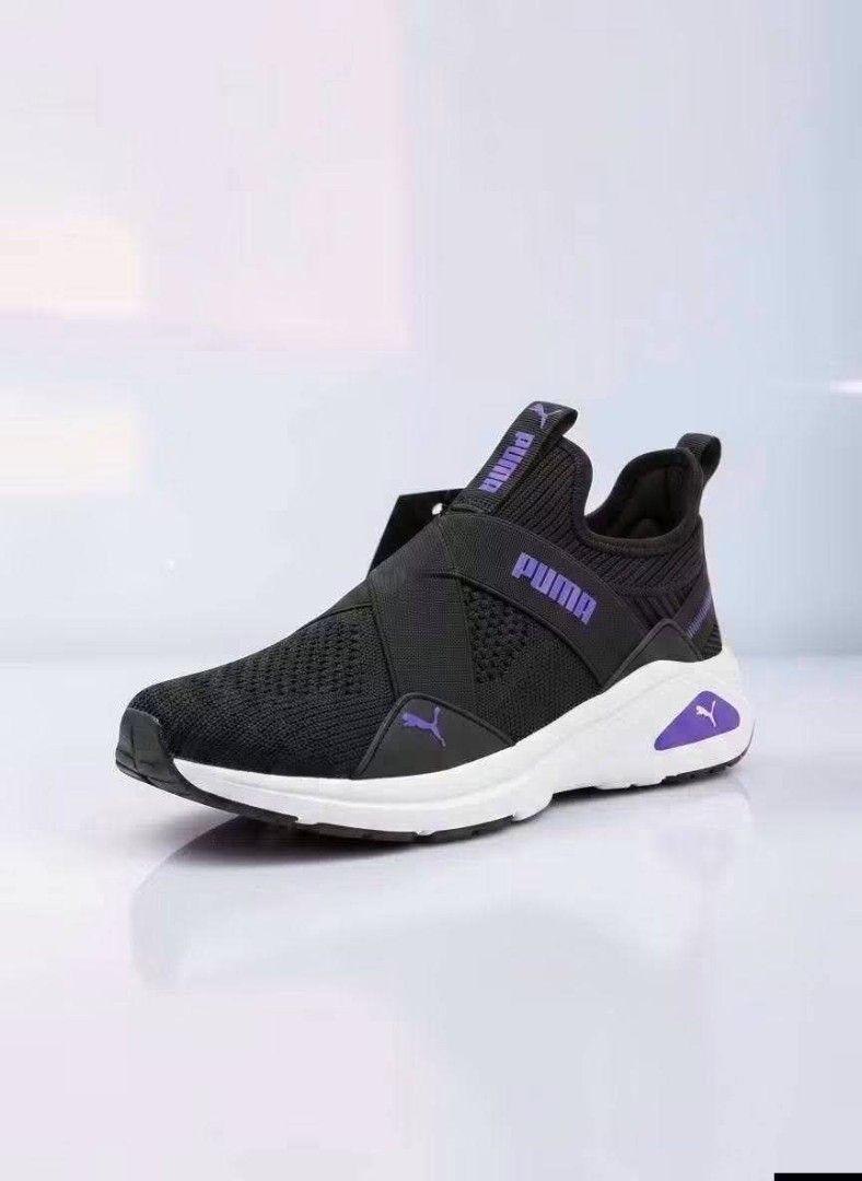 New Shoe Available (Category: Sneakers) located in Bulacan. Submitted by thinetine (Listing ID 1463251654, Image 3). Description: .