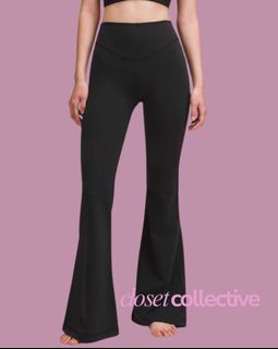 (Kategori: ) berada di . Dikirim oleh closetcollective.id (ID iklan 1463166673, Gambar 1). Deskripsi: .