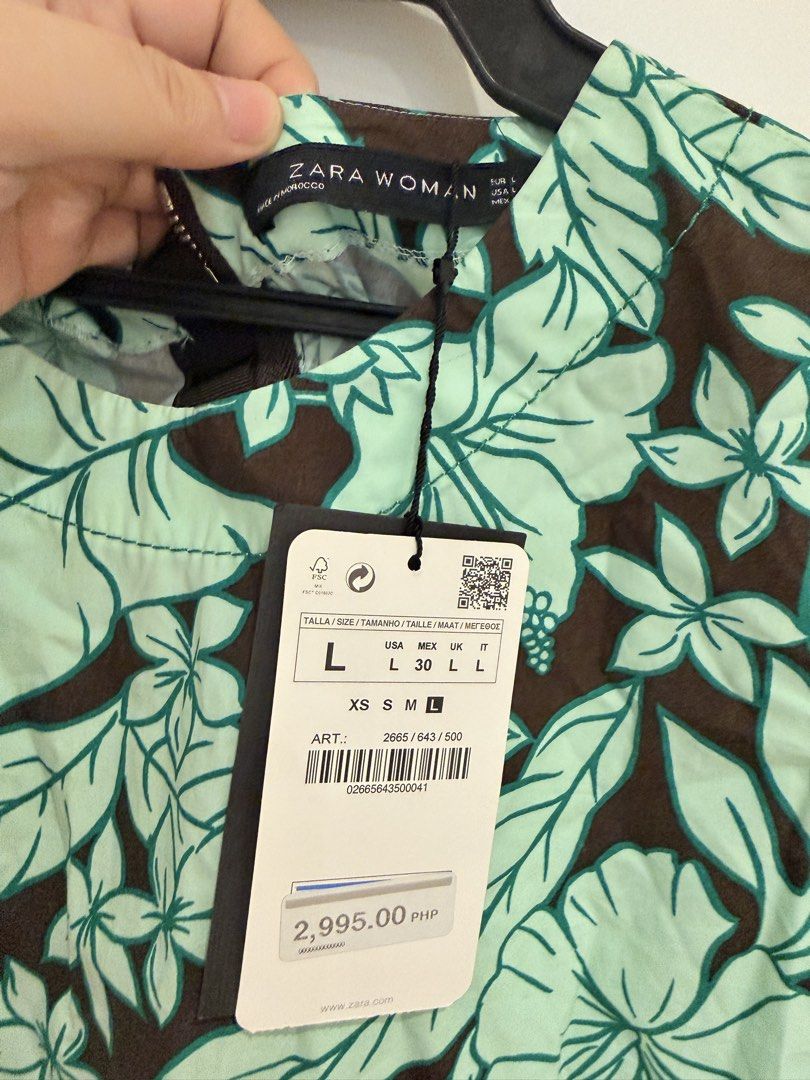 New Zara mini dress L (Category: Dresses) located in Makati City. Submitted by nmvs1 (Listing ID 1463133483, Image 2). Description: New zara dress Mini style printed not stretch zip closure Large but runs small perfectly fits a medium 2995 bought.