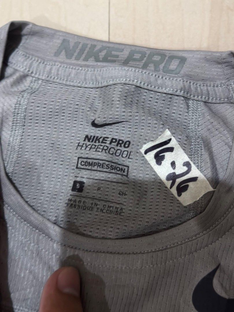 Nike (Category: Activewear) located in Manila. Submitted by luckyeagle-cd5bf5 (Listing ID 1463261286, Image 3). Description: .