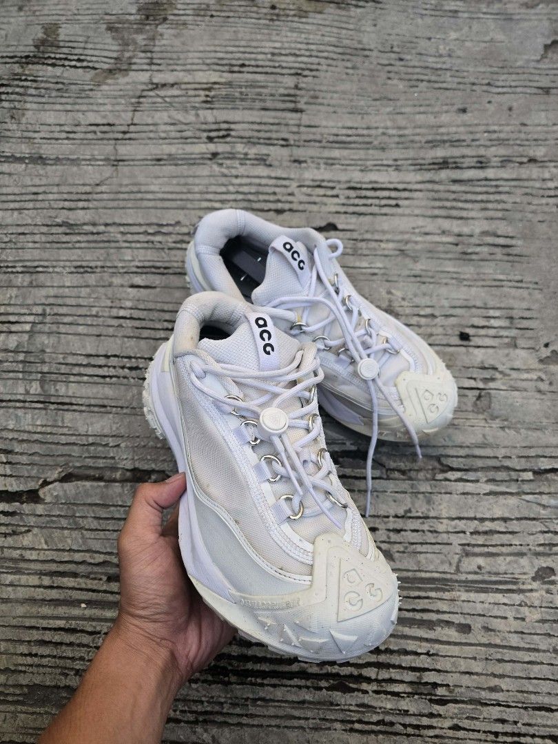 Nike ACG Mountain fly 2 (Category: Sneakers) located in Manila. Submitted by darododong85185 (Listing ID 1463254688, Image 1). Description: Excellent condition Need wash Size 8 us, 41 euro No issue Freeship 📍Negros Occidental .