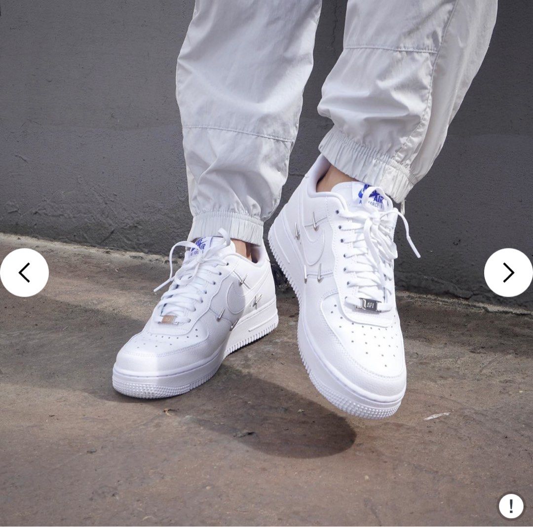 Nike Air Force 1 ‘07 LX (Category: Sneakers) located in Manila. Submitted by shaineee (Listing ID 1463249084, Image 2). Description: - needs cleaning - well used - srp is 6895.