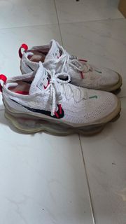 (Category: ) located in . Submitted by jays_on_my_feet (Listing ID 1463187726, Image 1). Description: .