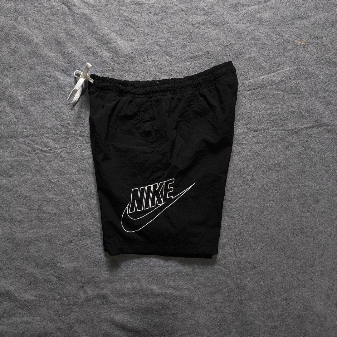 Nike Alumni Drifit Short (Category: Activewear) located in Manila. Submitted by shykes_26 (Listing ID 1463129383, Image 1). Description: Dimensions: Waist: 34-42 Length: 19 Hem: 12.5 Issues: Cigar burns, pinhole.