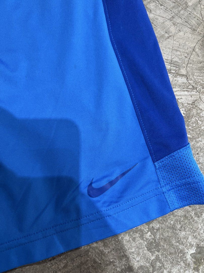 Nike Blue Dri Fit Shorts (Category: Shorts) located in Manila. Submitted by thriftpoint99 (Listing ID 1463263331, Image 3). Description: 30-36x22x14 No issue Good as new.