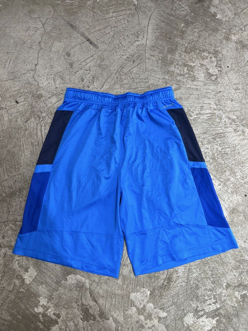 Nike Blue Dri Fit Shorts (Category: Shorts) located in Manila. Submitted by thriftpoint99 (Listing ID 1463263331, Image 2). Description: 30-36x22x14 No issue Good as new.