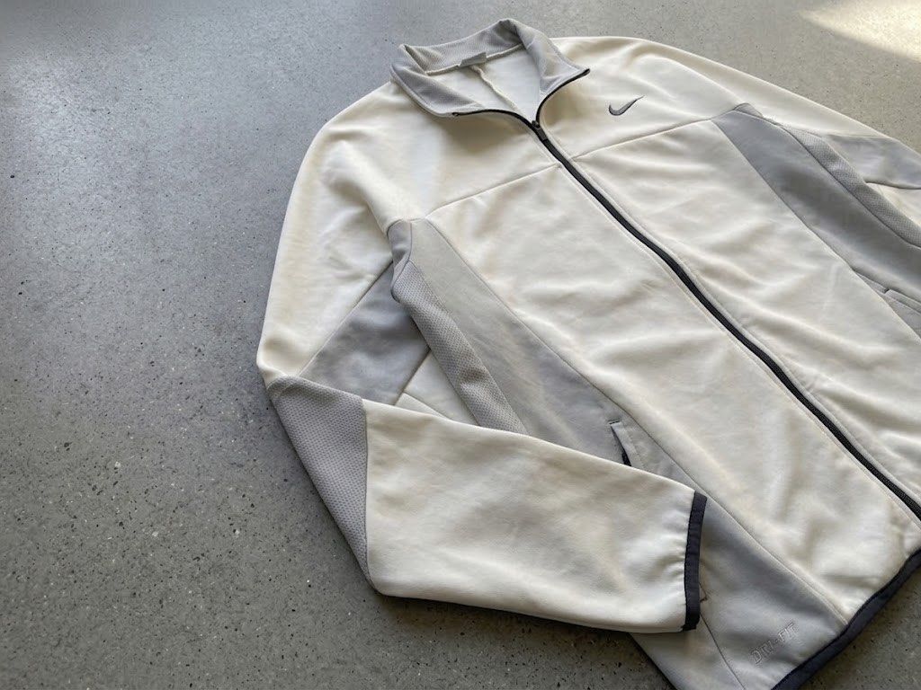 Nike Track Jacket - XL (Category: Coats, Jackets and Outerwear) located in Manila. Submitted by hiddenvaultph (Listing ID 1463158965, Image 2). Description: Embroidered Nike Logo Size: XL on tag Width: 22 Length: 29 Color rate: 9.5/10 Excellent condition No issue MOP: Gcash Shipping: JNT Location: Antipolo.