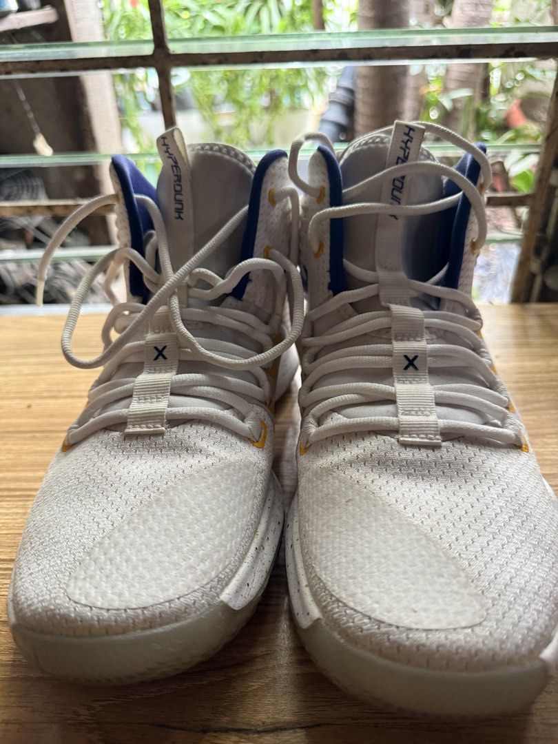 Nike Hyperdunk X size 10 (Category: Casual Shoes) located in Marikina City. Submitted by edvaldezb35457 (Listing ID 1463125656, Image 2). Description: Nike Hyperdunk X size 10. Barely used naka store lang. Blue and yellow details (Denver nuggets colorway). Can’t find box anymore. Meetups or delivery: BF Homes Paranaque or The Village Square Mall Alabang.
