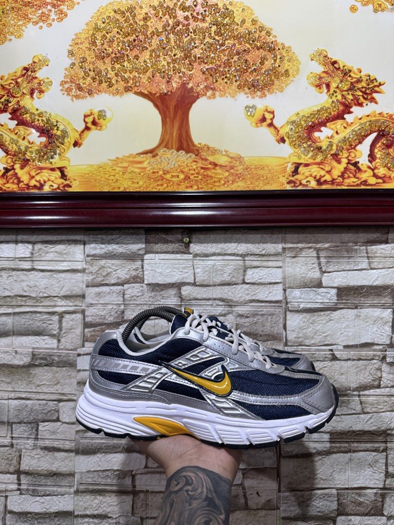 Nike Initiator “ Obsidian Metallic” | 8 MEN (Category: Sneakers) located in Marikina City. Submitted by s_ng_s009 (Listing ID 1463308509, Image 1). Description: Authentic 8 men Excellent condition No box 1999 + sf.