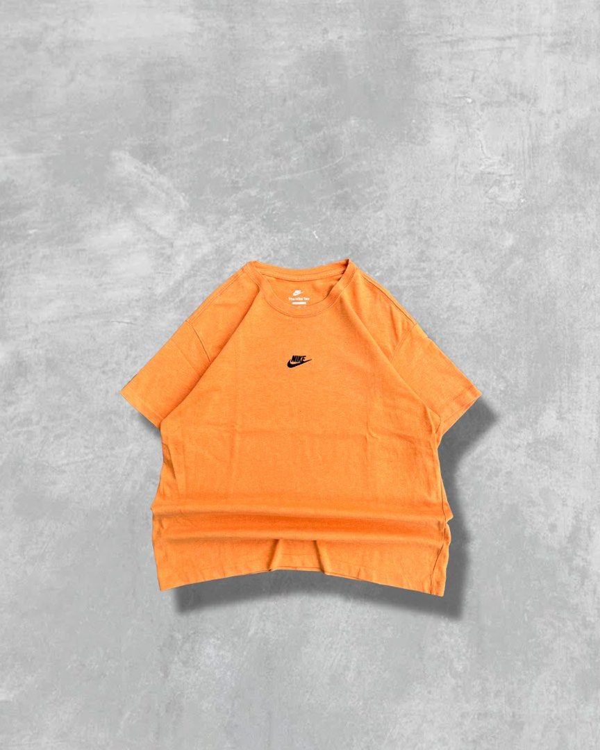 NIKE MID EMBROIDERY (Category: Activewear) located in Batangas. Submitted by engr_thrift (Listing ID 1463187273, Image 1). Description: 📌 NIKE MID EMBROIDERY (Xlarge) 📐Dimension ( Inches ) Length: 28 Width : 23 Color rate: 9.5/10 Issue : none .