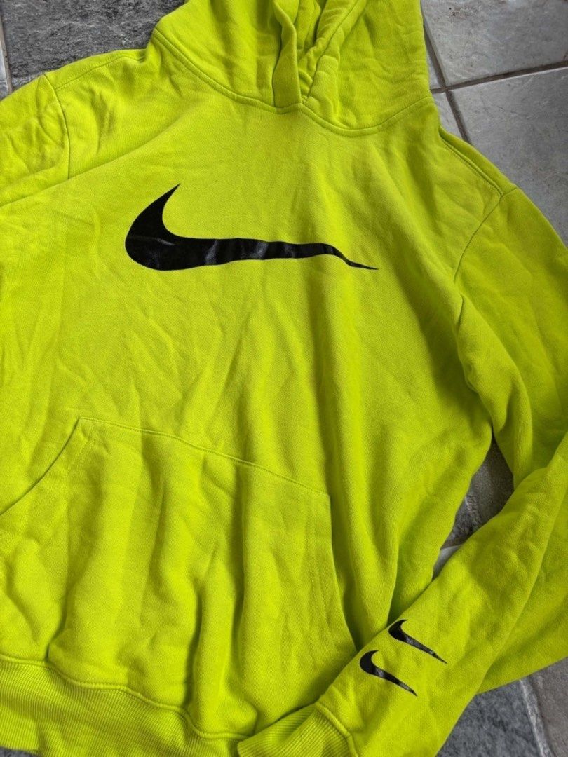 Nike Neon Jacket (Category: Coats, Jackets and Outerwear) located in Manila. Submitted by nofits.garments (Listing ID 1463272779, Image 2). Description: Nike Neon Jacket Small Width 20 Length 25 In pristine condition Issue paint stain.